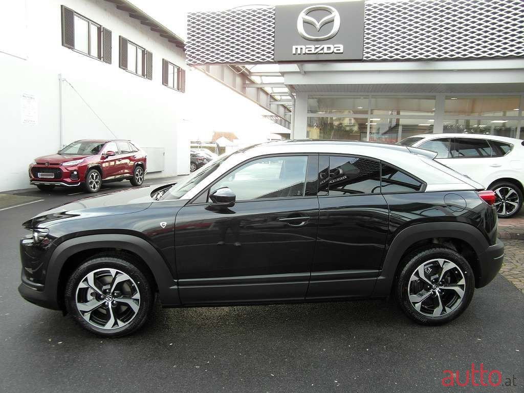 2024' Mazda MX-30 photo #3