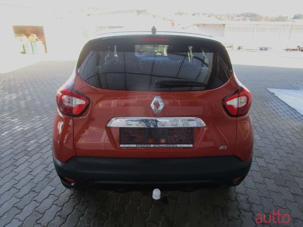 2015' Renault Captur photo #4
