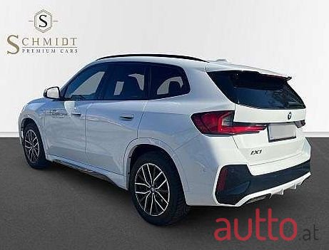 2024' BMW iX1 photo #4