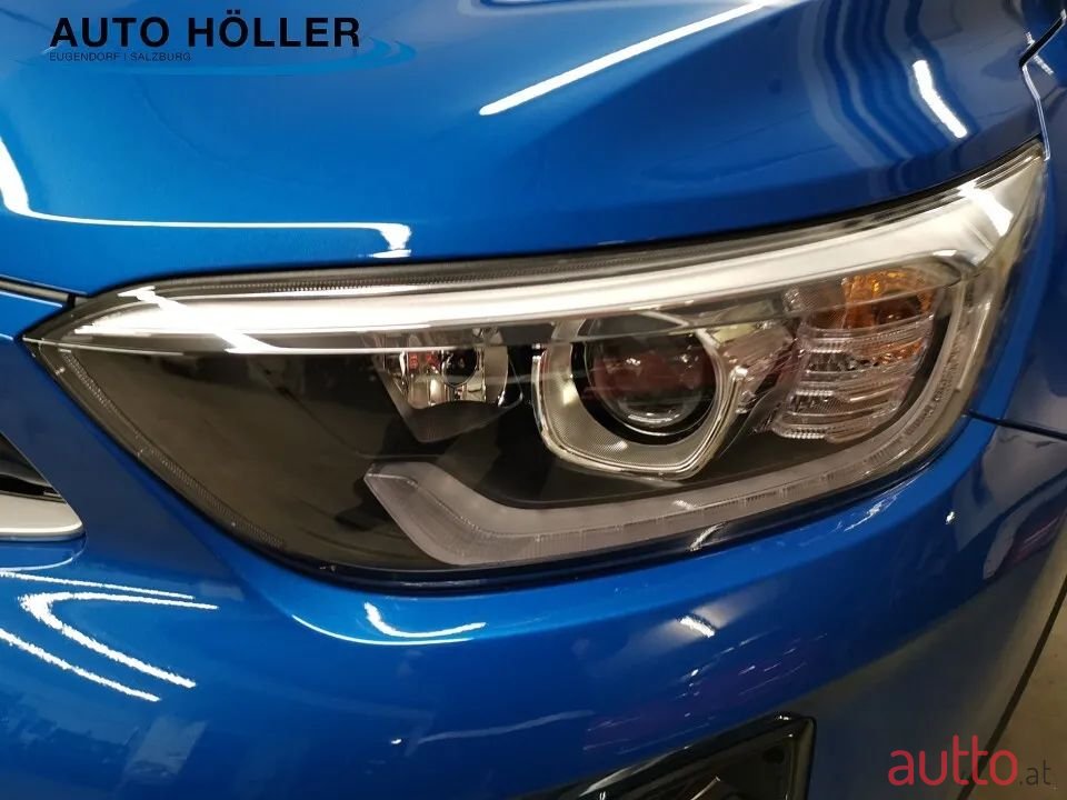 2021' Kia Stonic photo #3