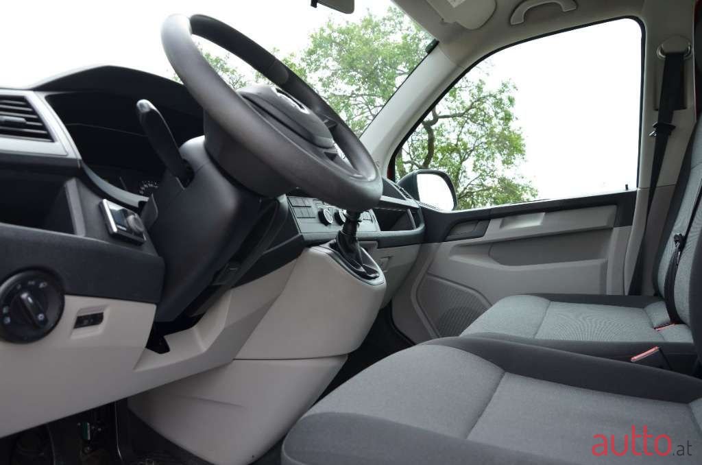 2016' Volkswagen T6 photo #6