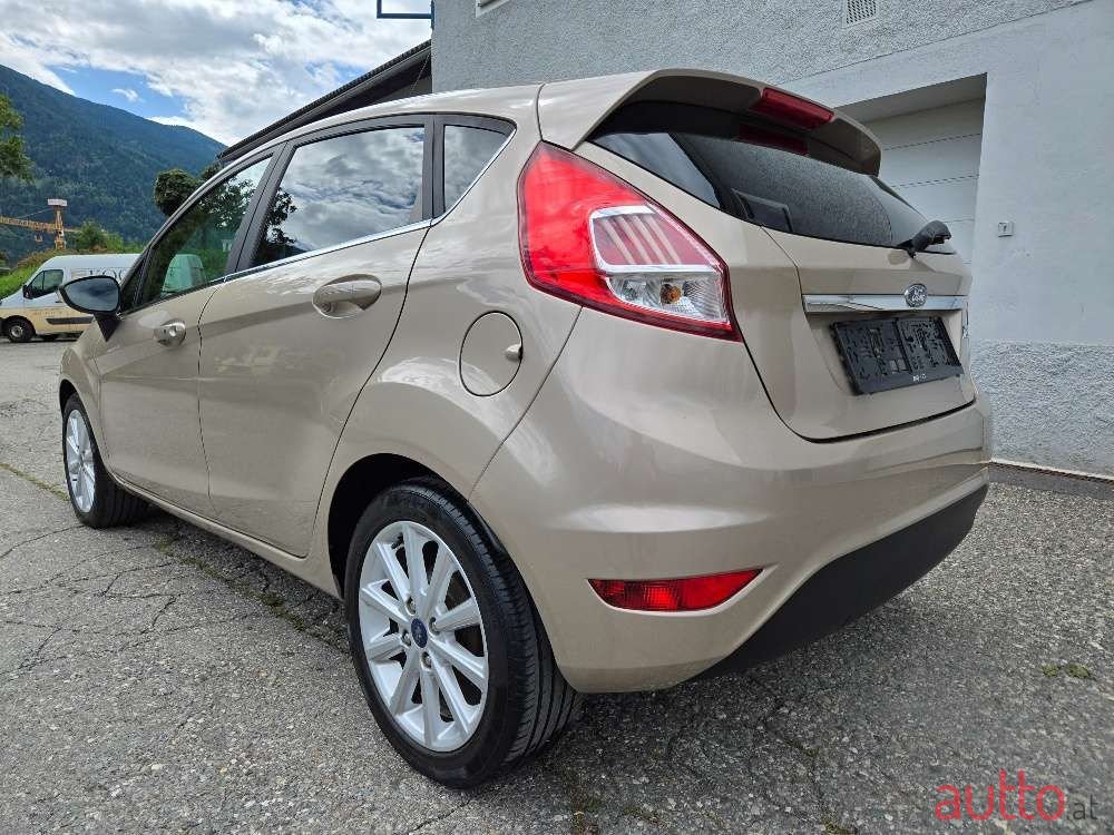 2016' Ford Fiesta photo #4