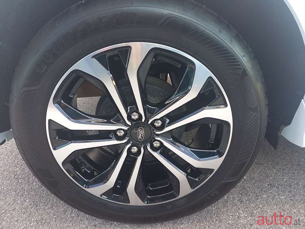 2022' Ford Puma photo #3