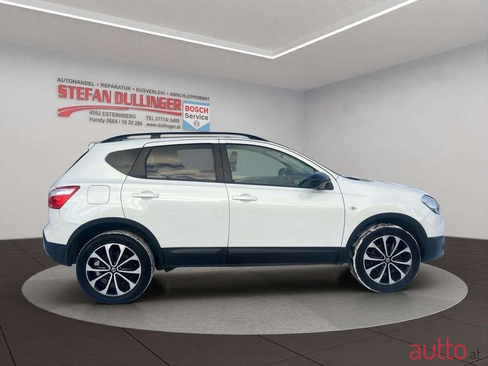2013' Nissan Qashqai photo #6