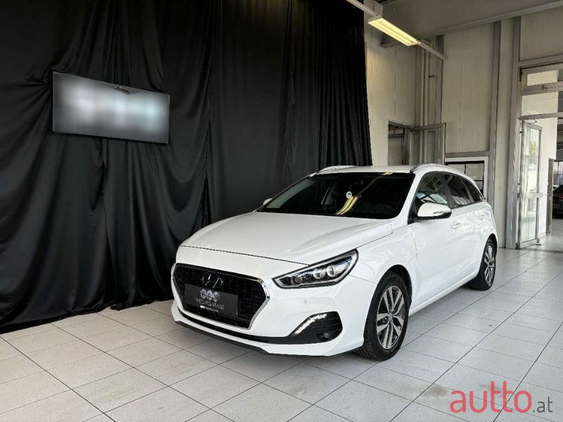 2020' Hyundai i30 photo #1