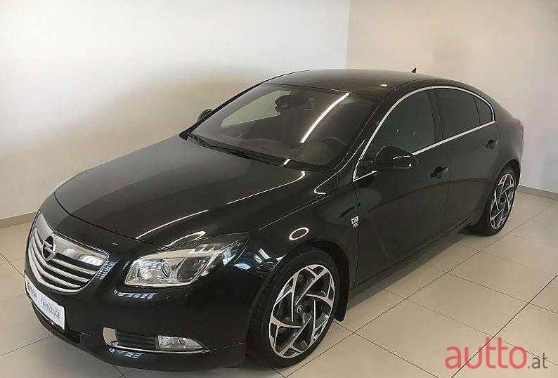 2013' Opel Insignia photo #1