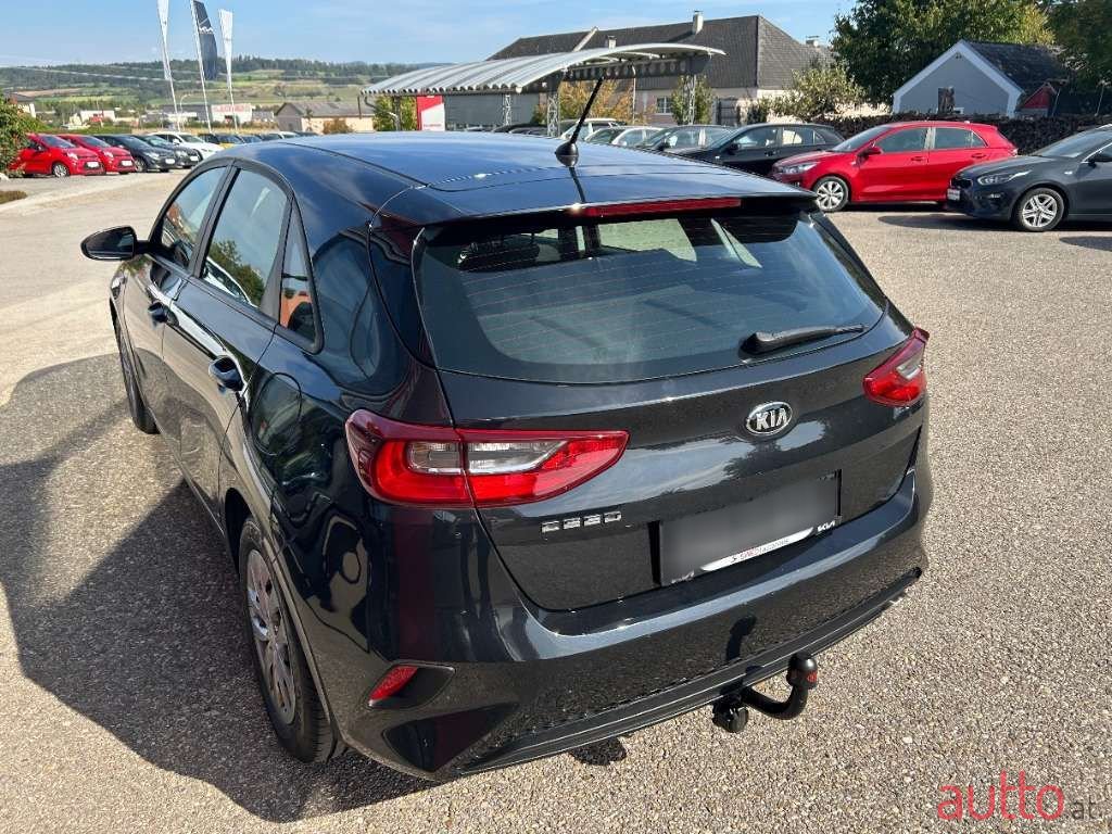 2019' Kia Ceed photo #5