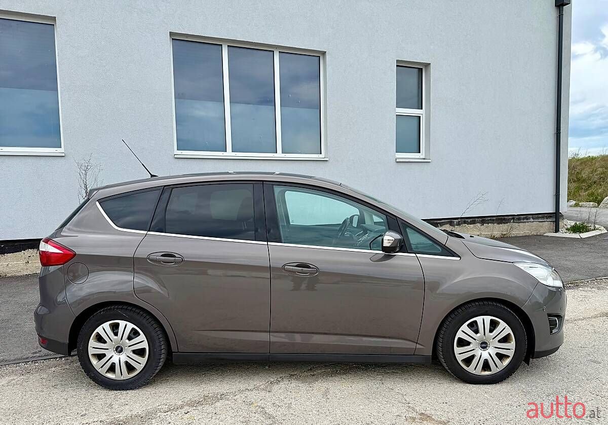 2014' Ford C-MAX photo #6