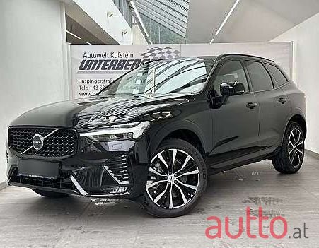2022' Volvo XC60 photo #1