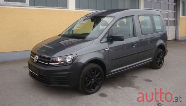 2017' Volkswagen Caddy photo #1