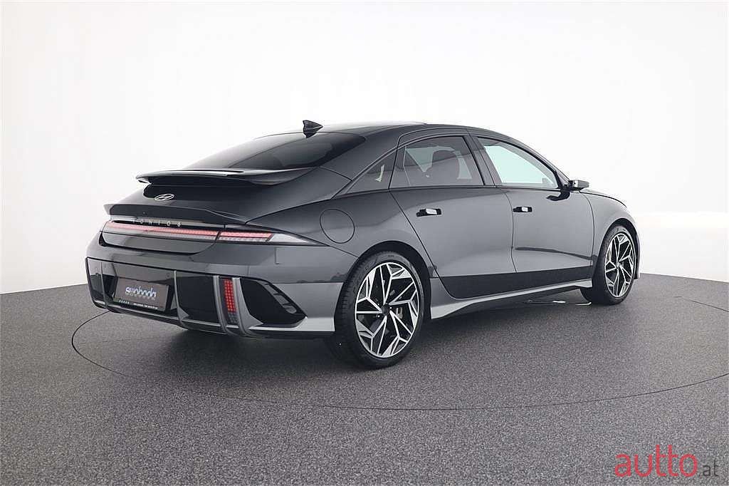 2023' Hyundai Ioniq 6 photo #3