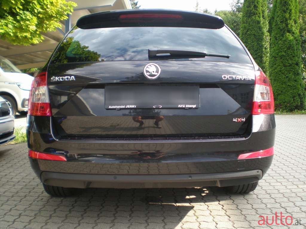 2014' Skoda Octavia photo #4