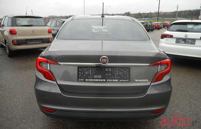 2017' Fiat Tipo photo #3
