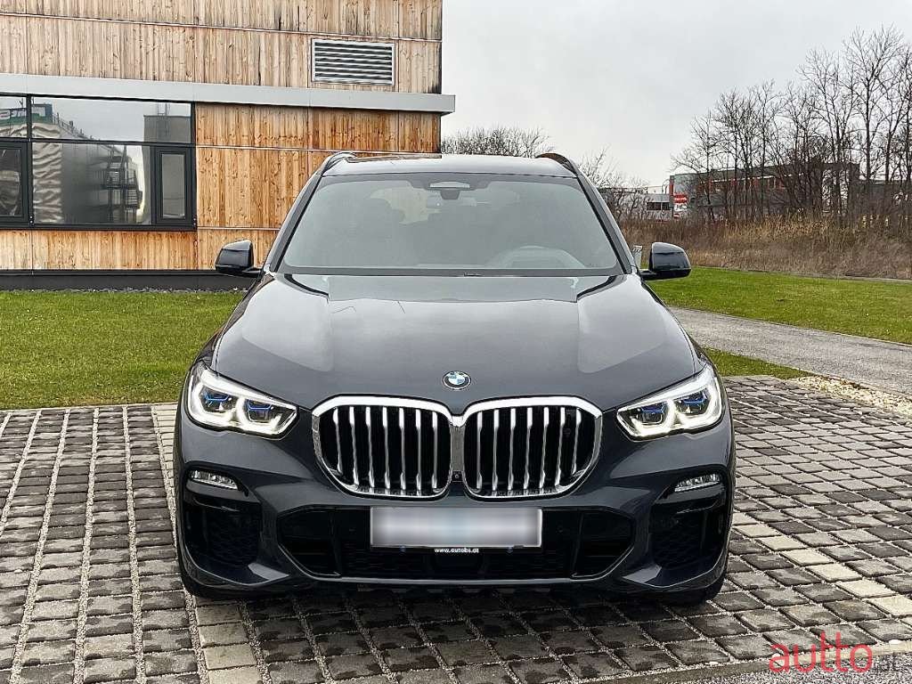 2019' BMW X5 photo #2