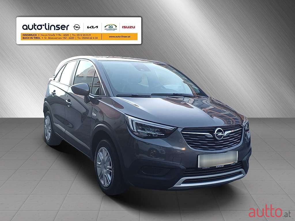 2020' Opel Crossland photo #6