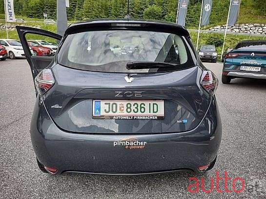 2021' Renault Zoe photo #5