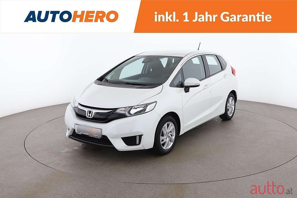 2016' Honda Jazz photo #1