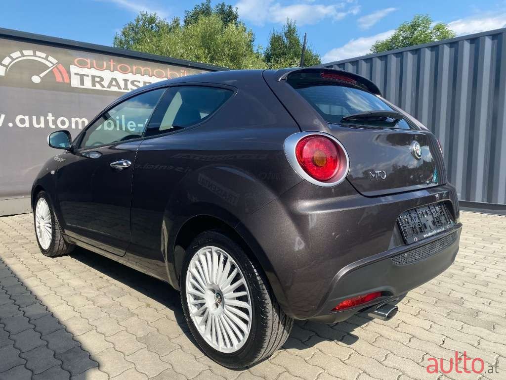 2015' Alfa Romeo MiTo photo #6