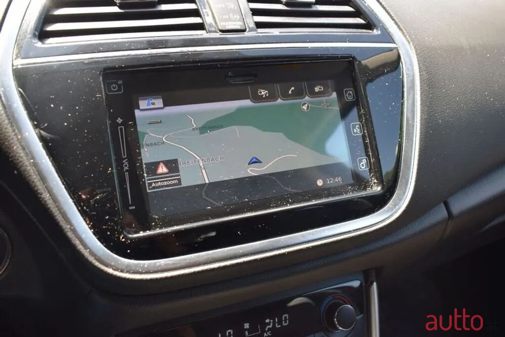 2019' Suzuki SX4 photo #3