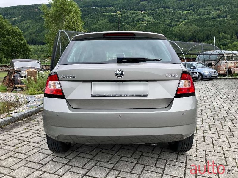2018' Skoda Fabia photo #4