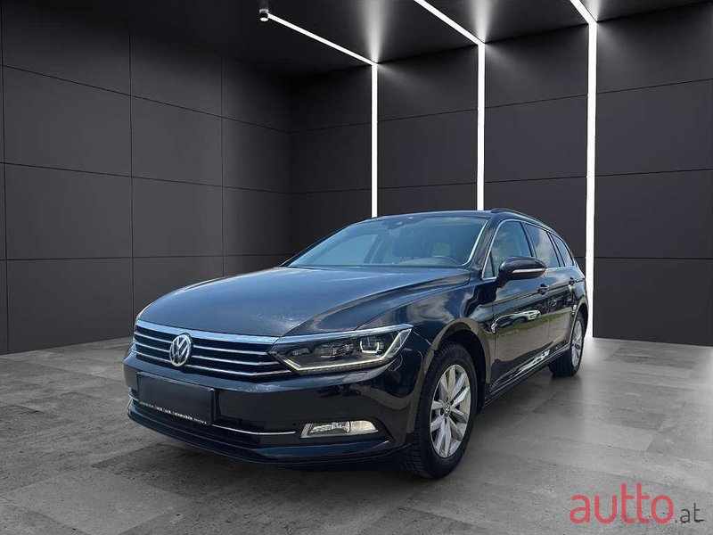 2015' Volkswagen Passat photo #6