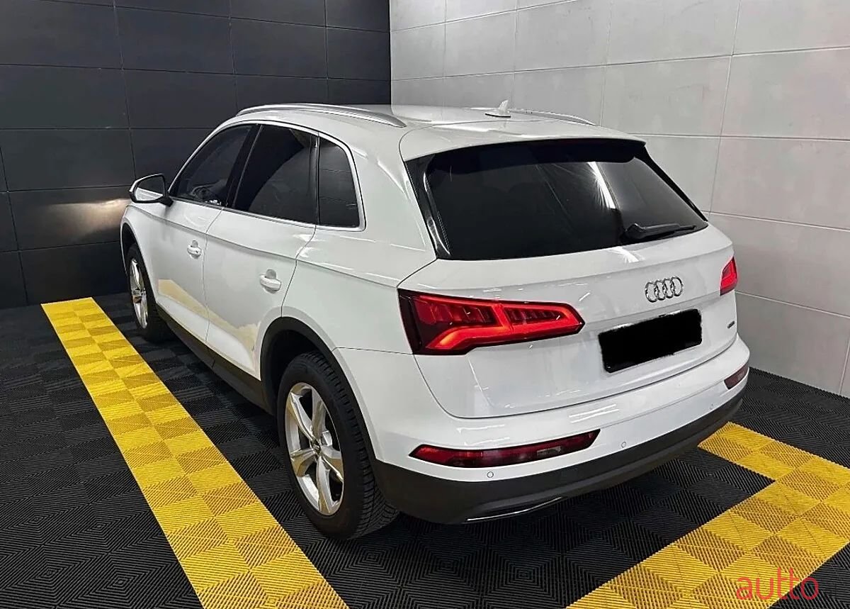 2019' Audi Q5 photo #3