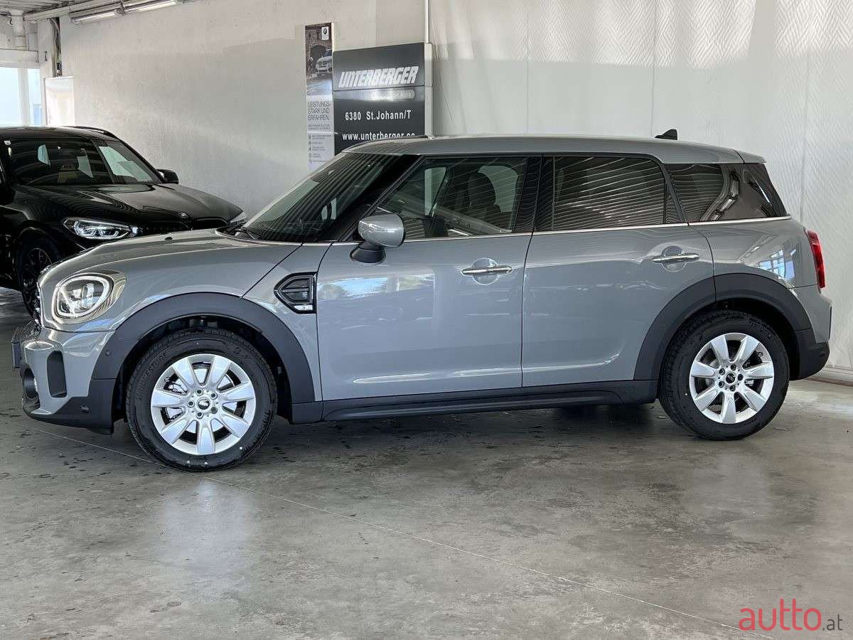 2022' MINI Countryman photo #3