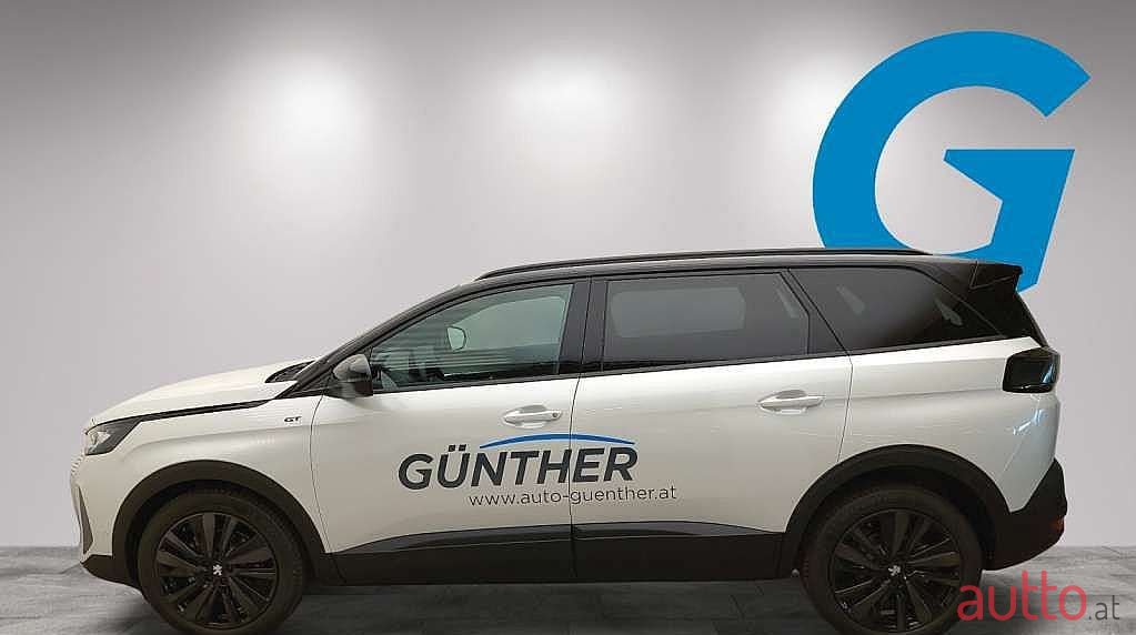 2023' Peugeot 5008 photo #5