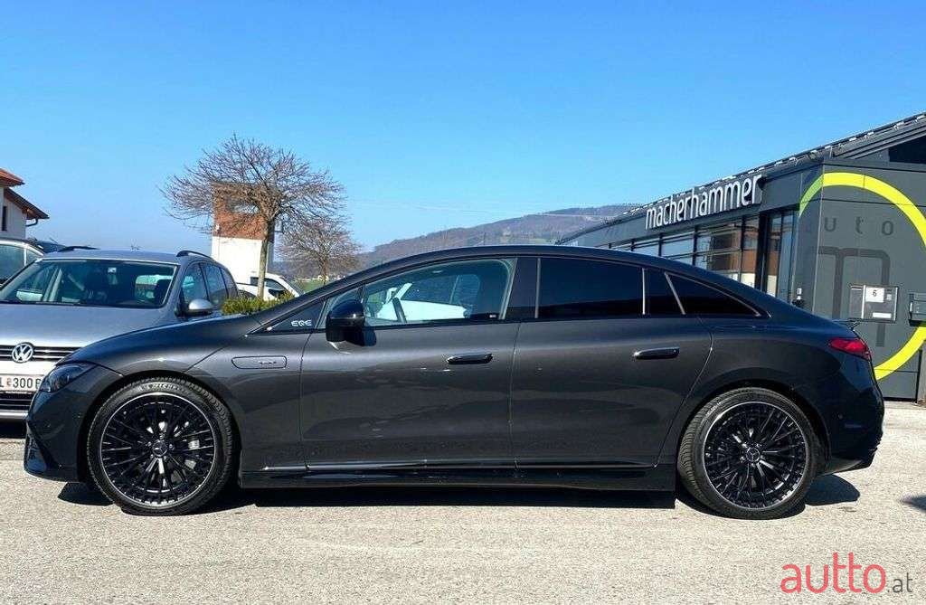 2022' Mercedes-Benz EQE photo #2