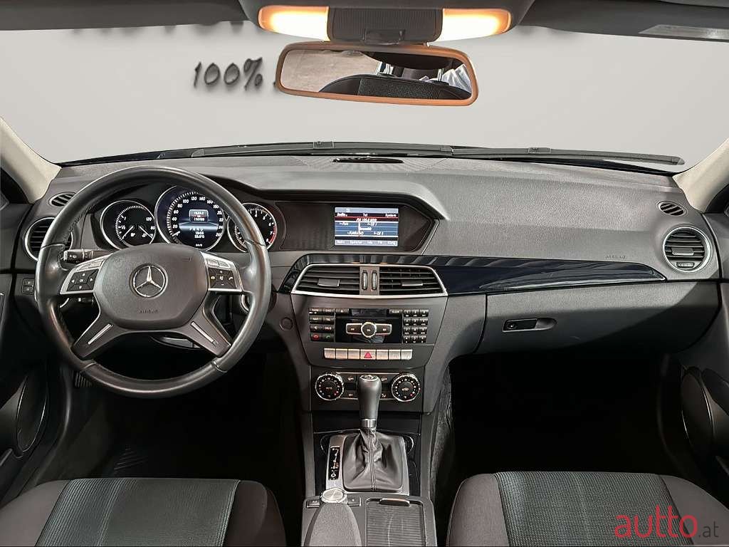2013' Mercedes-Benz C-Klasse photo #4