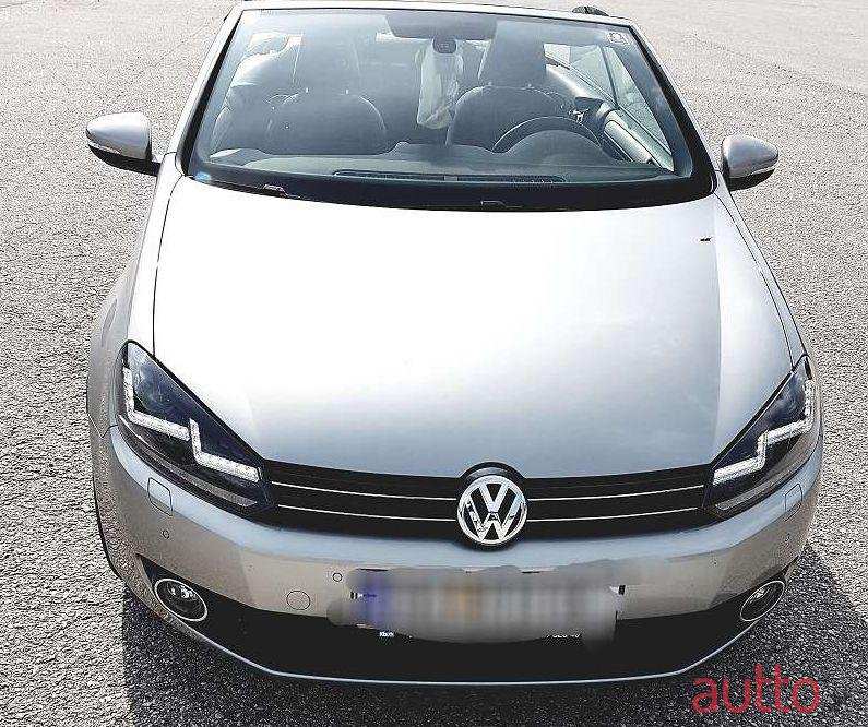 2010' Volkswagen Golf photo #4