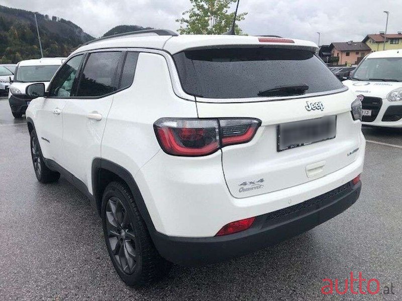 2017' Jeep Compass photo #3