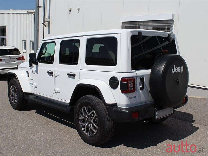 2021' Jeep Wrangler photo #5