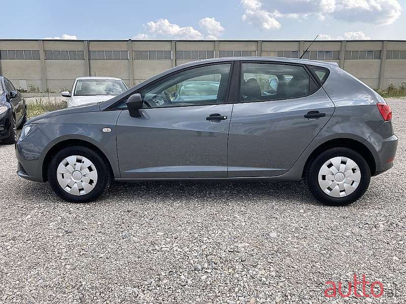 2013' SEAT Ibiza photo #5