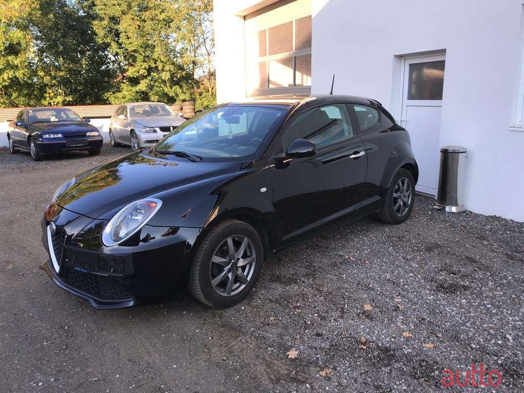 2017' Alfa Romeo MiTo photo #3