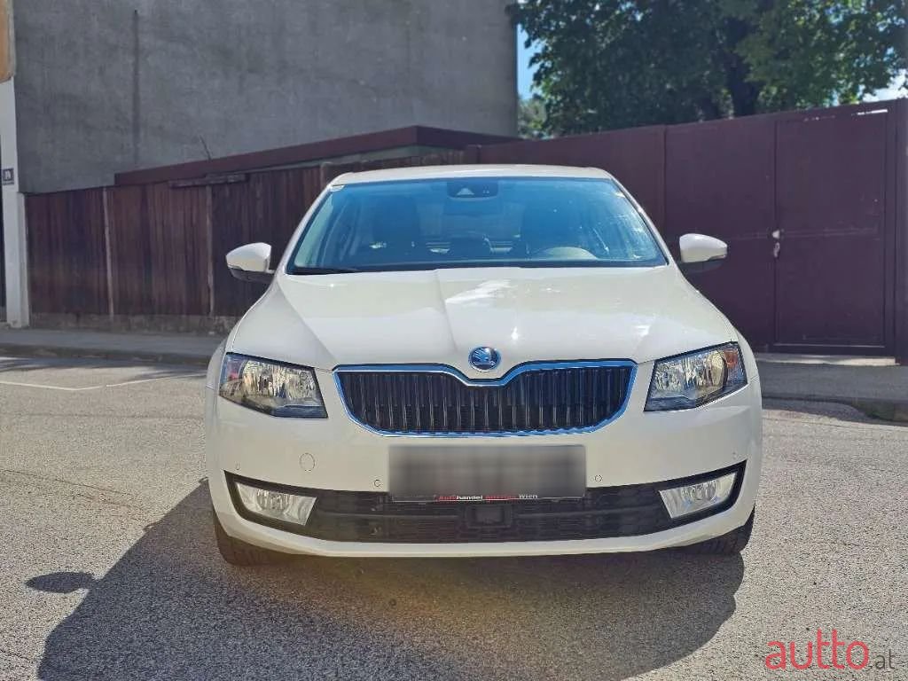 2014' Skoda Octavia photo #3