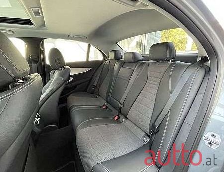 2021' Mercedes-Benz E-Klasse photo #6