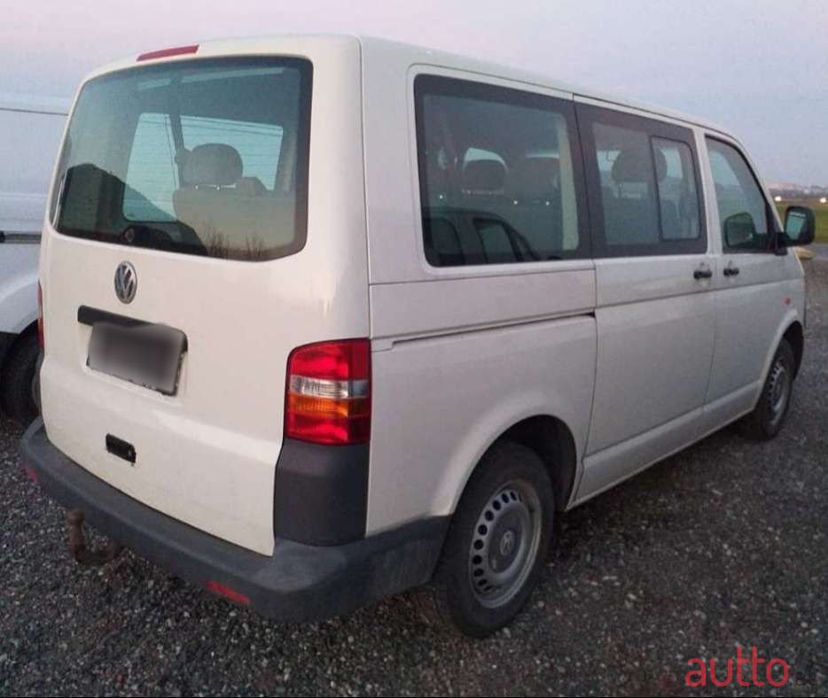 2005' Volkswagen T5 photo #4