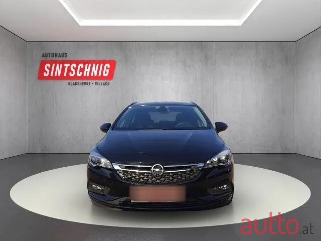 2019' Opel Astra photo #1