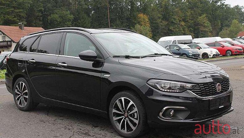 2019' Fiat Tipo photo #3