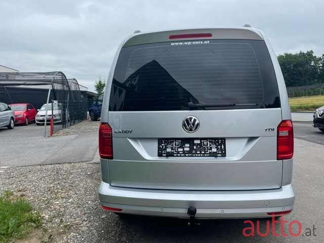 2017' Volkswagen Caddy photo #4