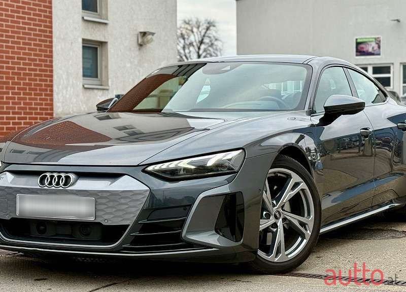 2021' Audi e-tron GT photo #1