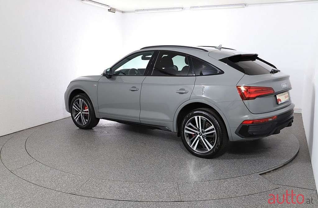 2022' Audi Q5 photo #3