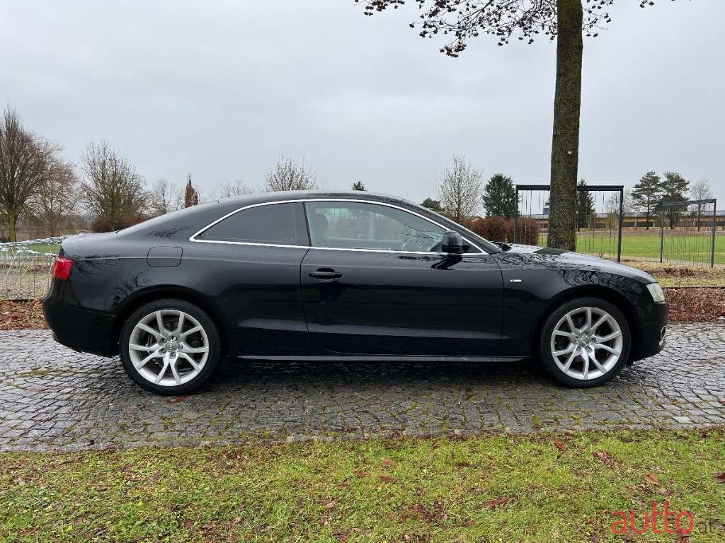 2010' Audi A5 photo #6