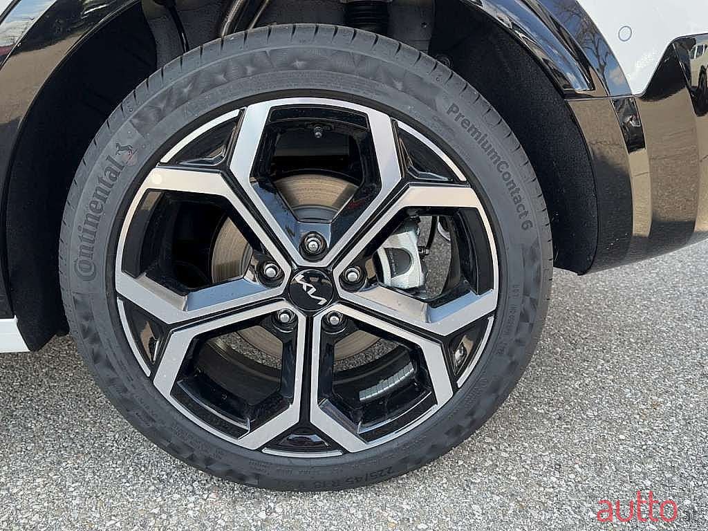 2023' Kia Niro photo #6