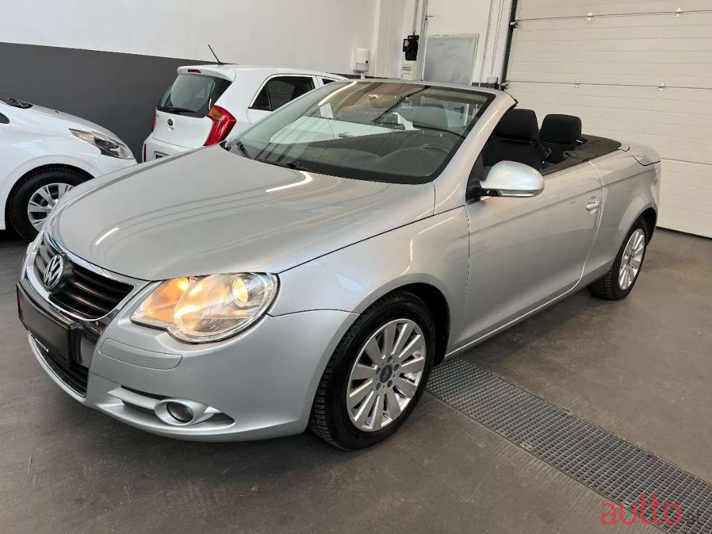 2007' Volkswagen Eos photo #3