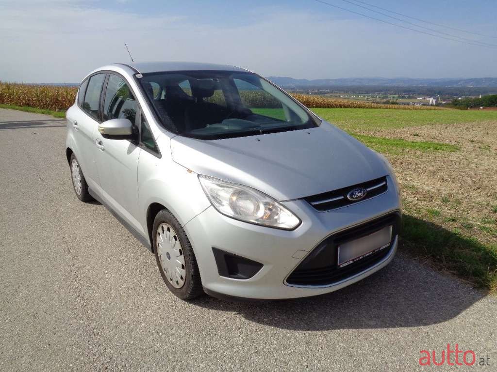 2012' Ford C-MAX photo #5