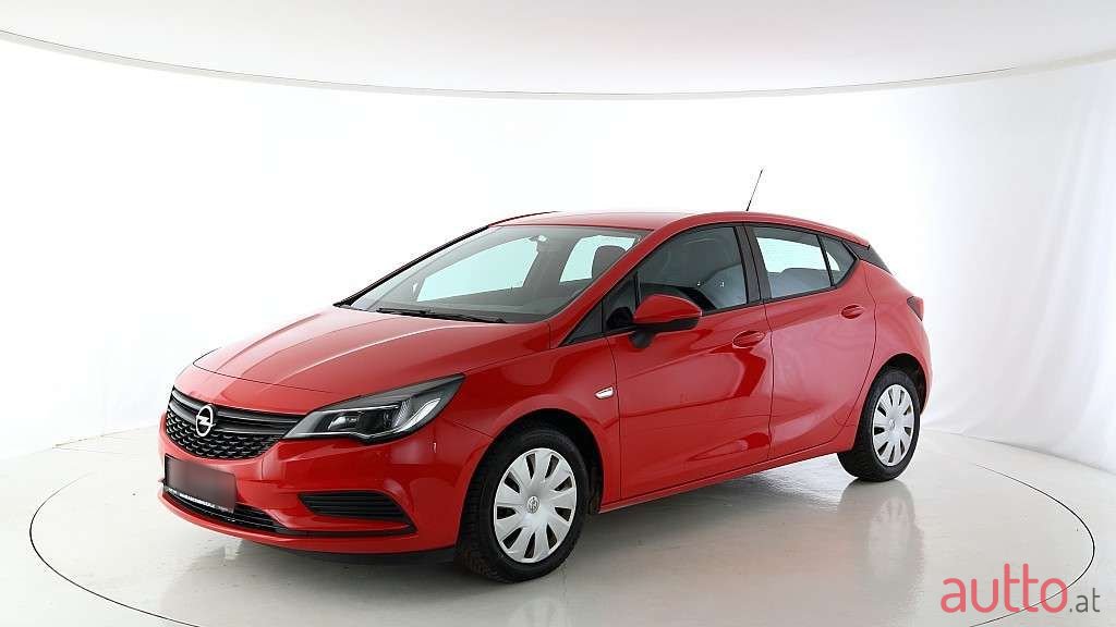 2017' Opel Astra photo #1