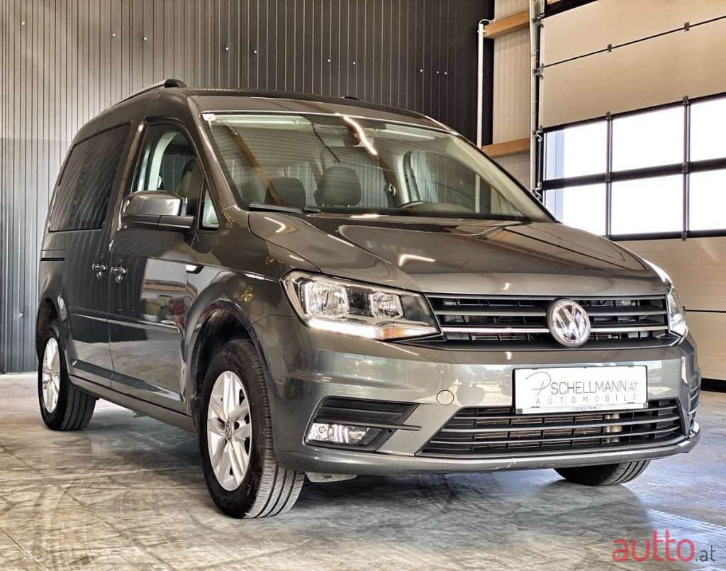 2020' Volkswagen Caddy photo #2