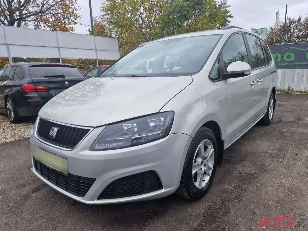 2010' SEAT Alhambra photo #1